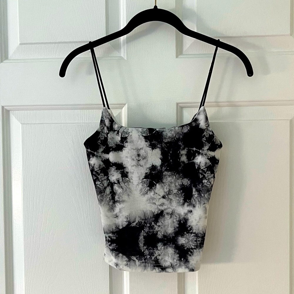 SHEIN Sleeveless Top - Picture 1 of 3